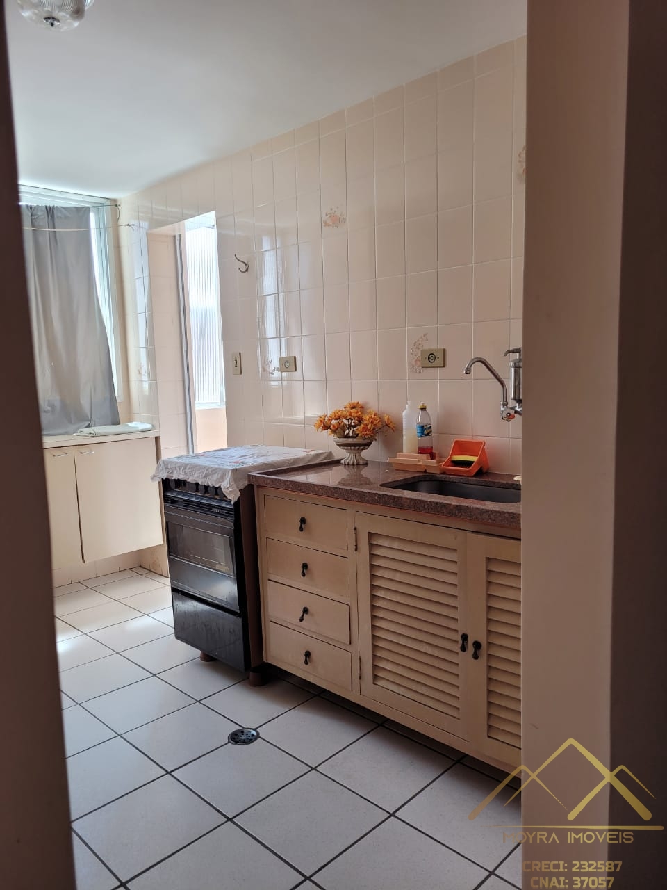 Apartamento à venda com 2 quartos, 70m² - Foto 10