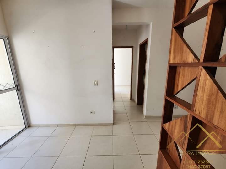 Apartamento à venda com 2 quartos, 45m² - Foto 3