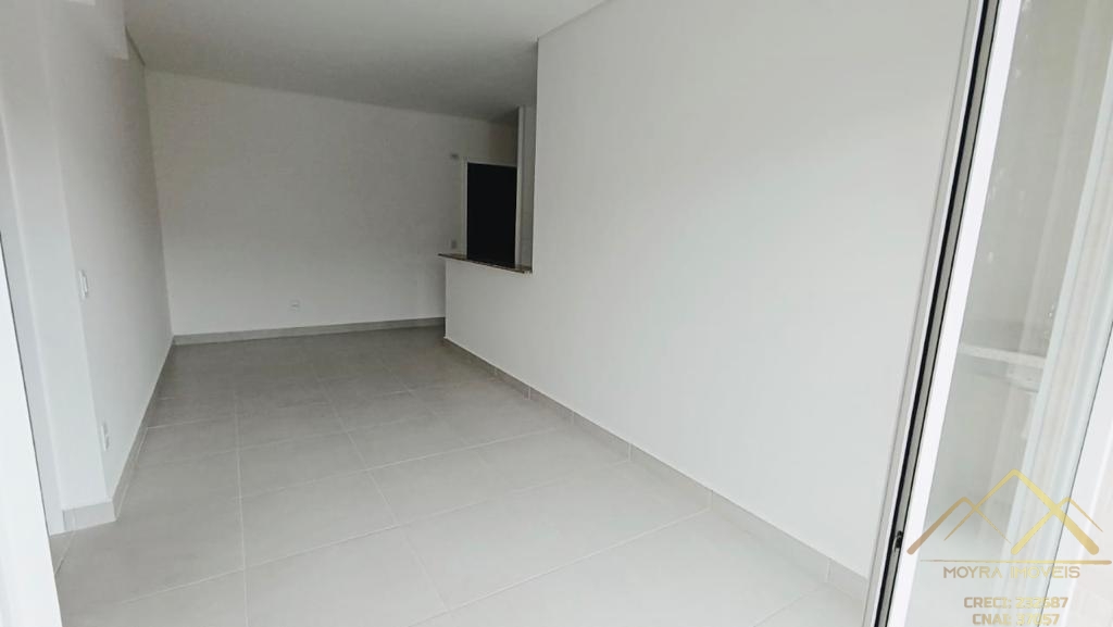 Apartamento à venda com 2 quartos, 62m² - Foto 11