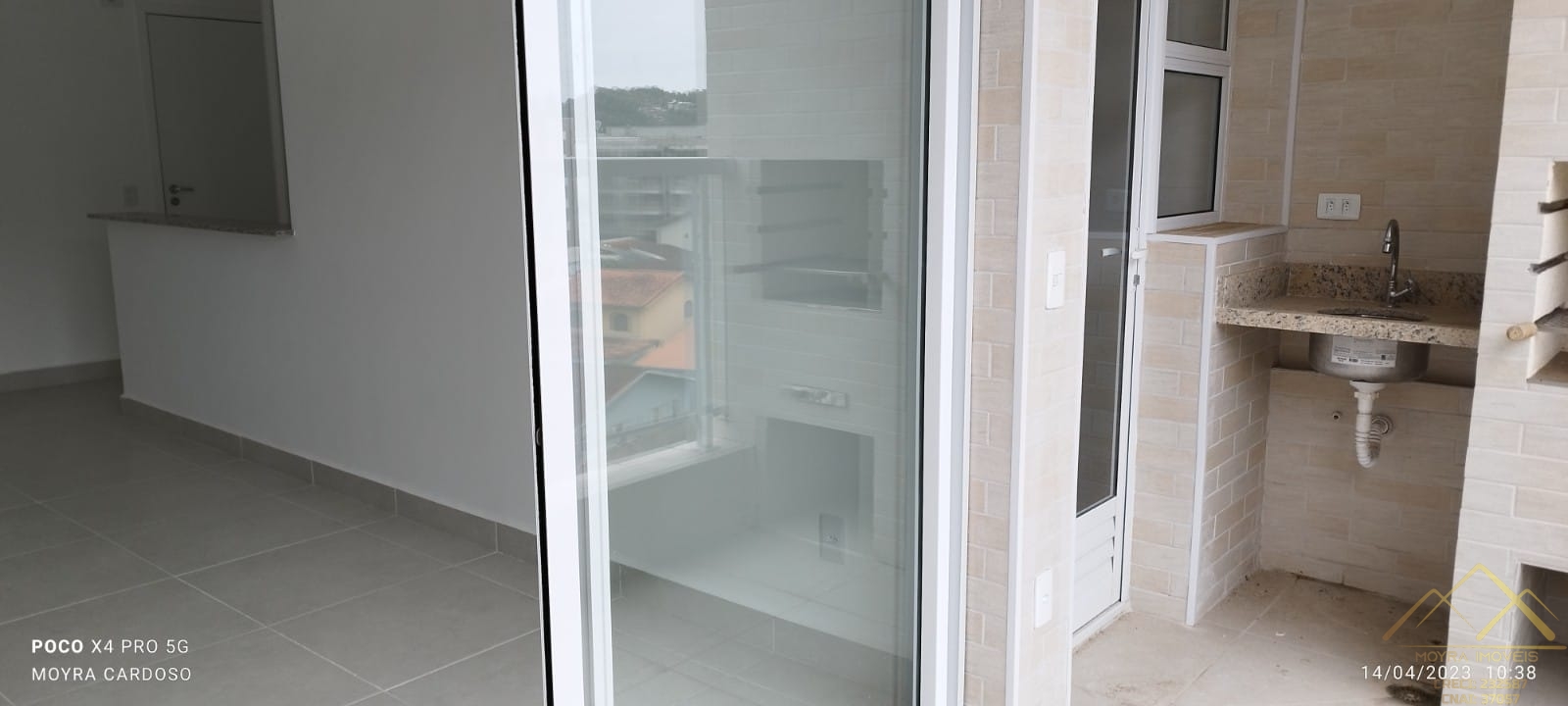 Apartamento à venda com 2 quartos, 62m² - Foto 3