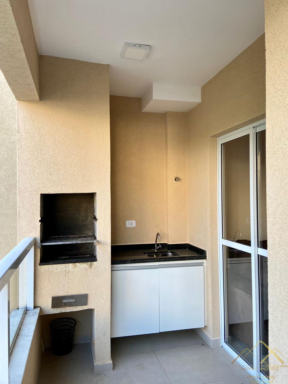 Apartamento à venda com 2 quartos, 75m² - Foto 6