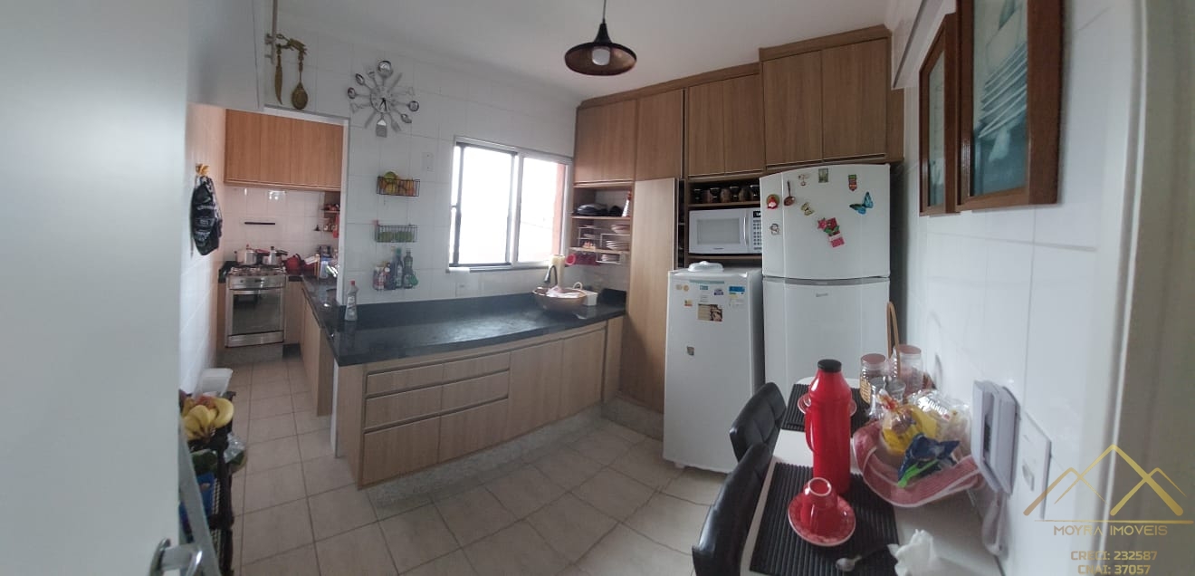 Apartamento à venda com 3 quartos, 162m² - Foto 13