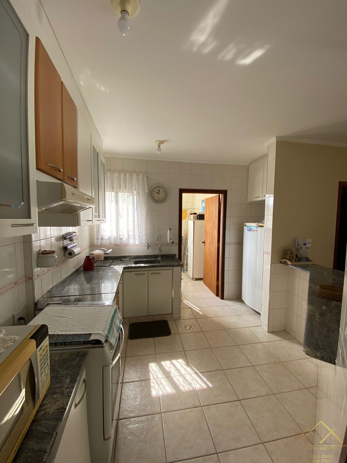 Apartamento à venda com 2 quartos, 82m² - Foto 4