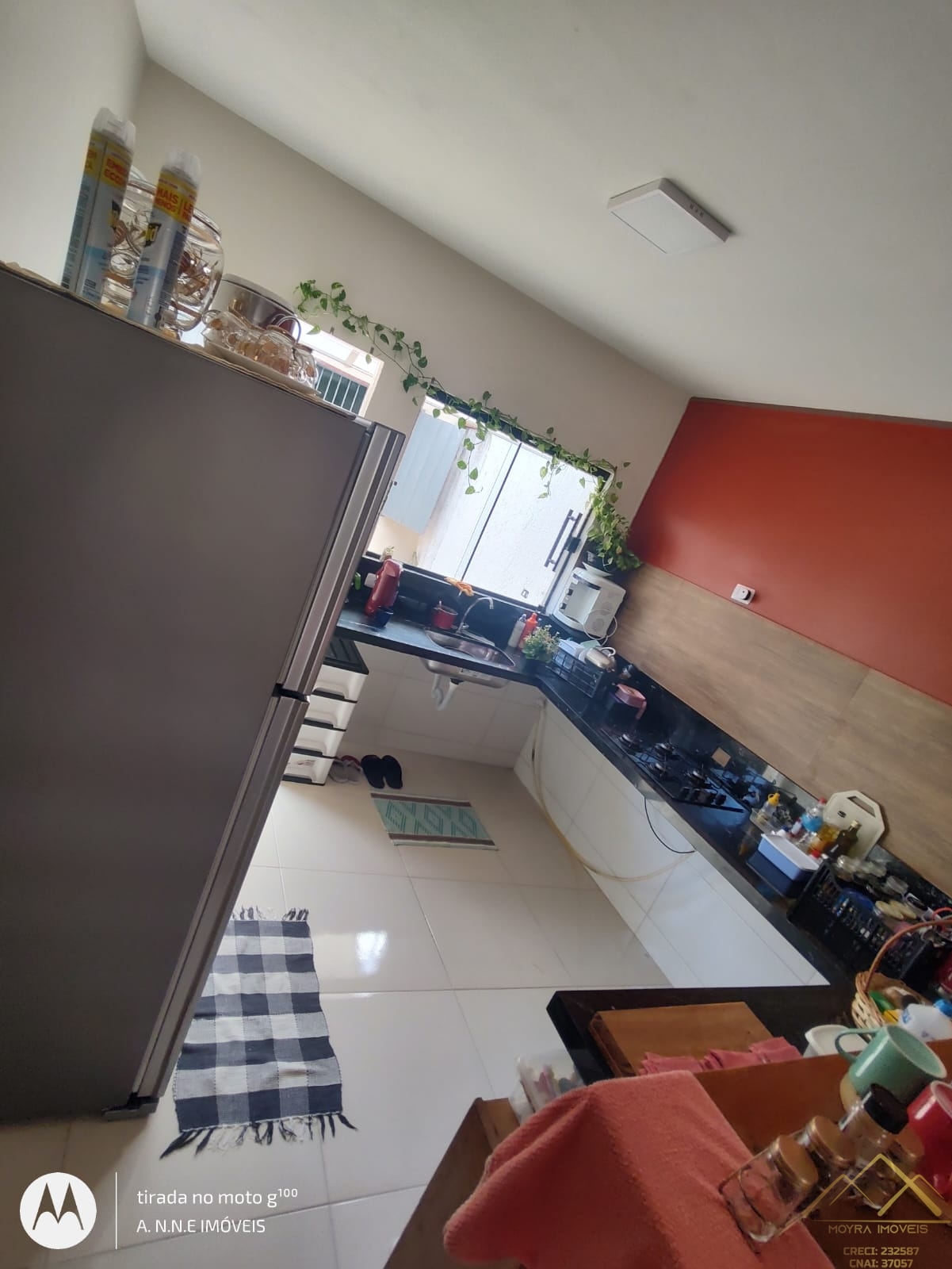 Casa à venda com 2 quartos, 270m² - Foto 1