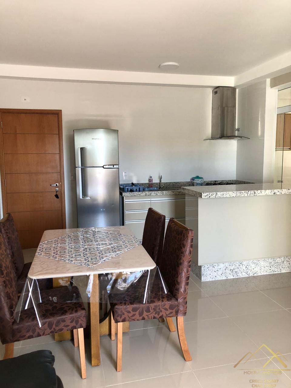 Apartamento à venda com 2 quartos, 62m² - Foto 2