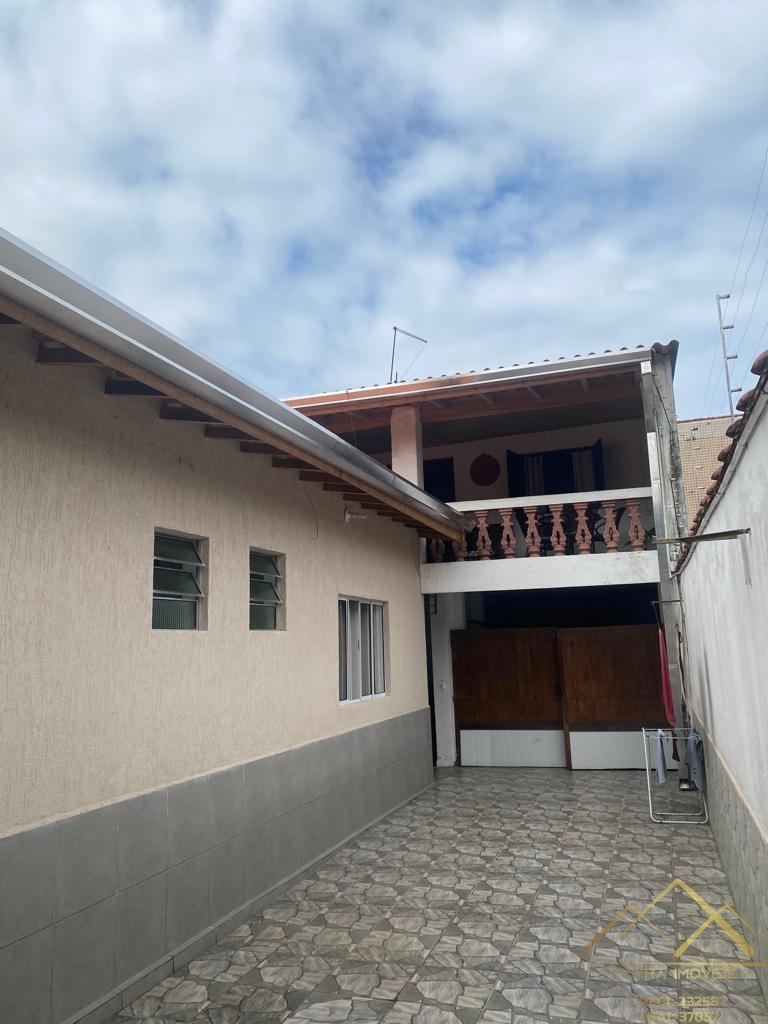 Casa à venda com 4 quartos, 120m² - Foto 3