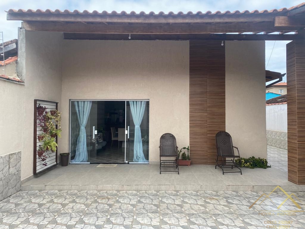 Casa à venda com 4 quartos, 120m² - Foto 2