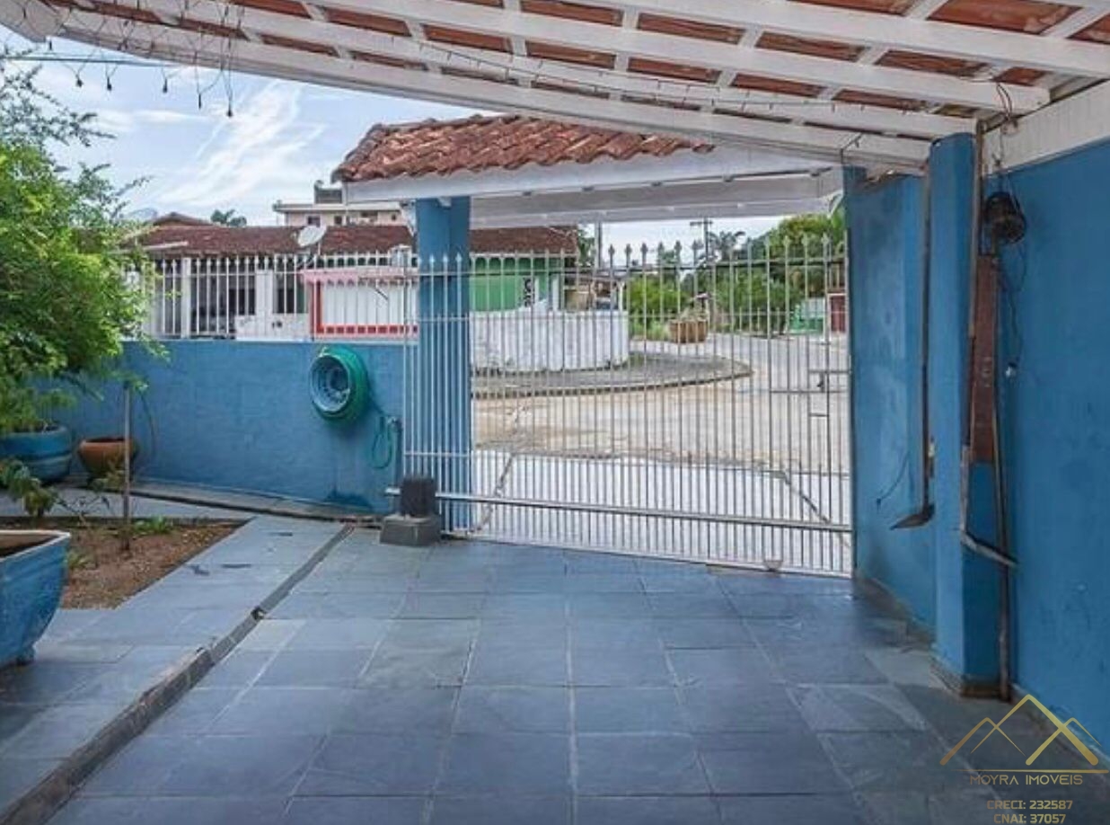 Casa à venda com 2 quartos, 350m² - Foto 1