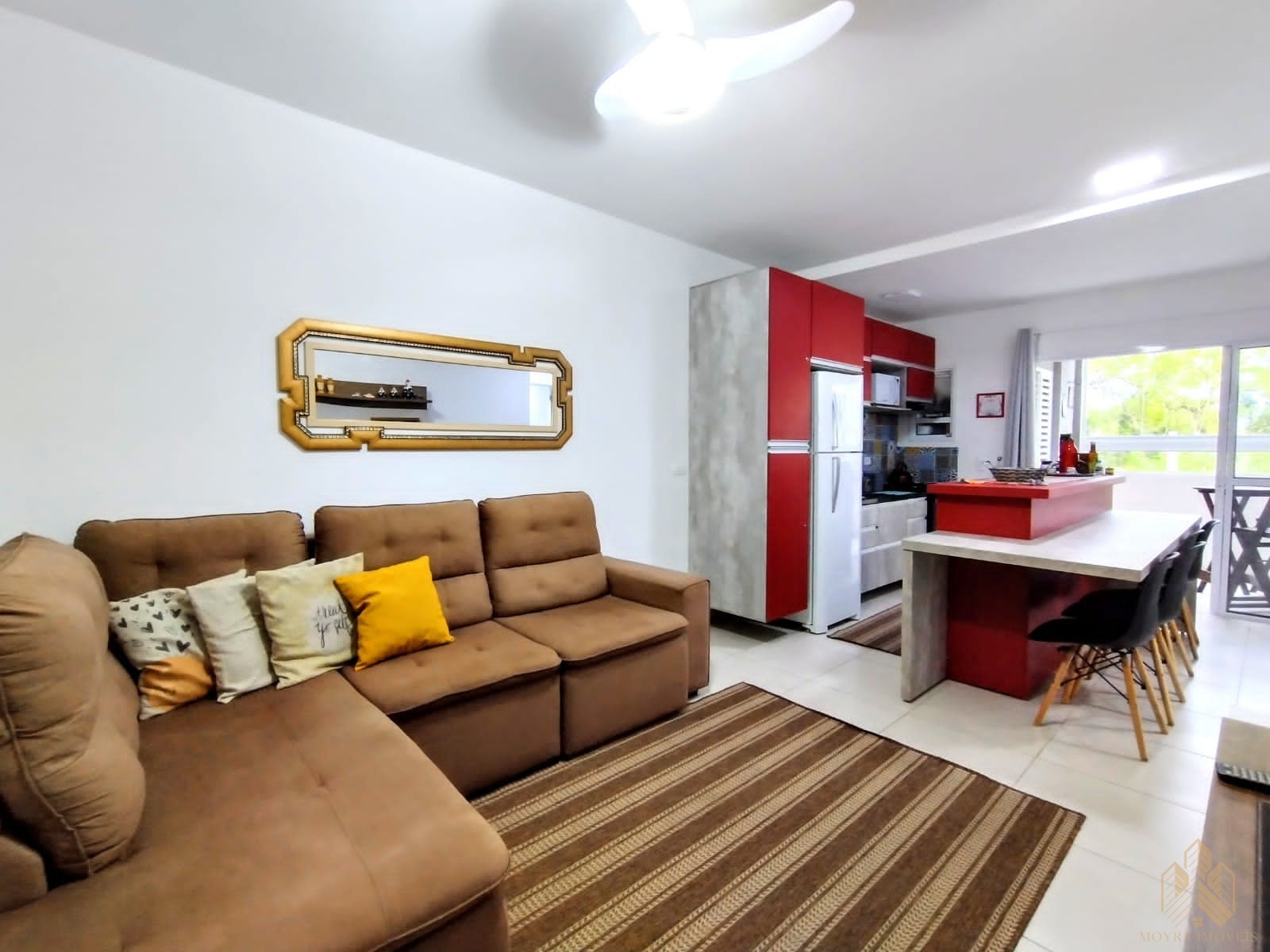 Apartamento à venda com 2 quartos, 64m² - Foto 1