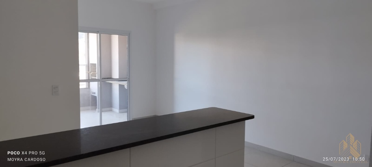 Apartamento à venda com 2 quartos, 60m² - Foto 1