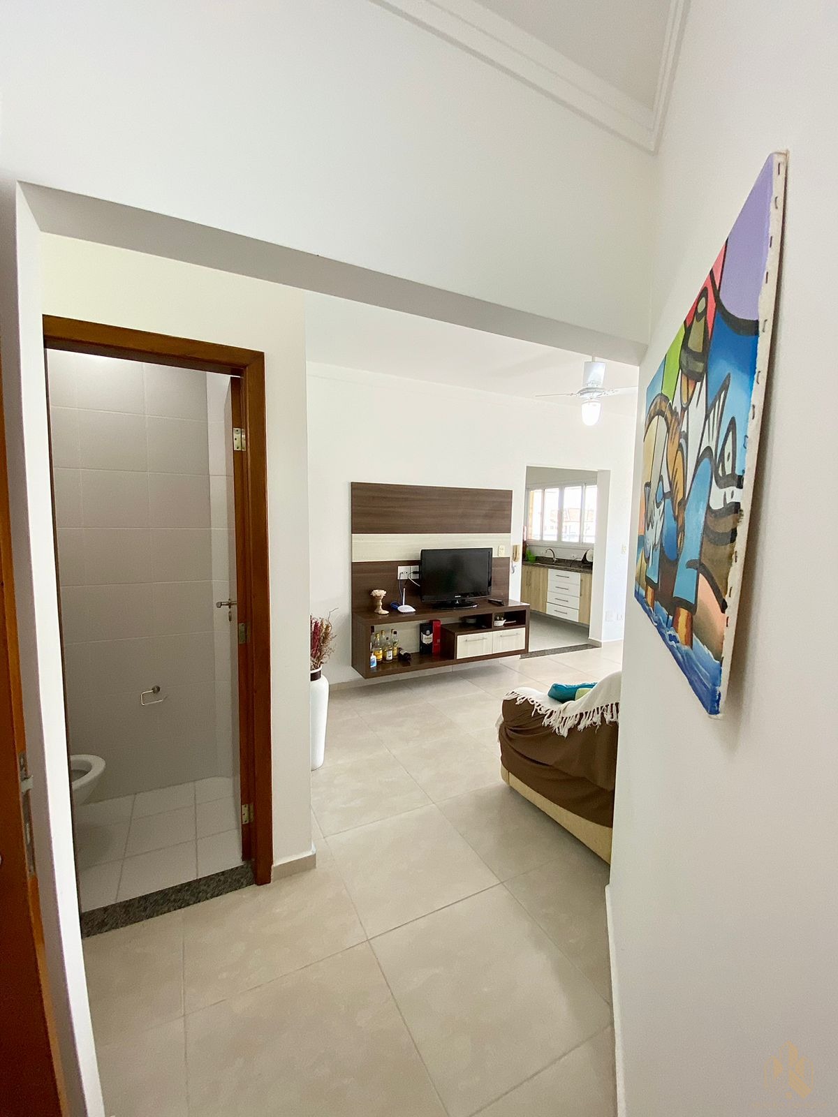 Apartamento à venda com 3 quartos, 159m² - Foto 2