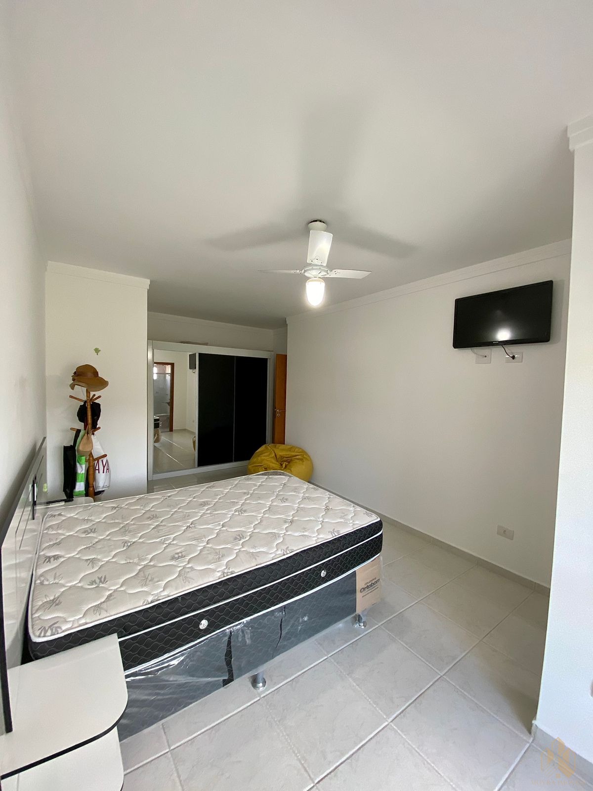 Apartamento à venda com 3 quartos, 159m² - Foto 14