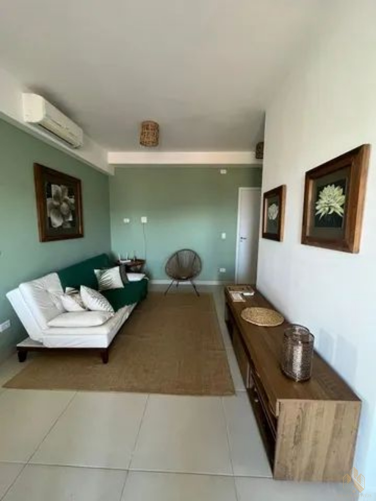 Apartamento à venda com 3 quartos, 110m² - Foto 2