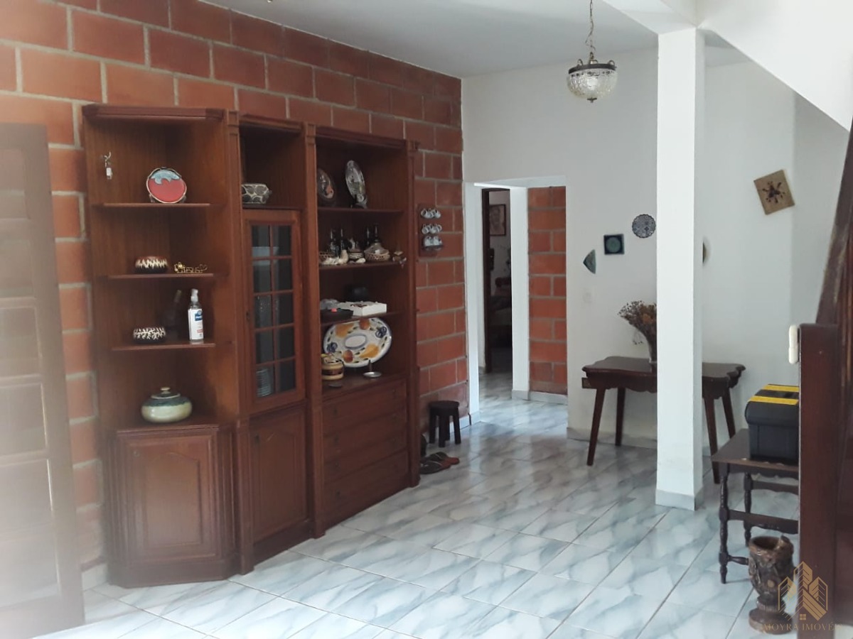 Casa à venda com 4 quartos, 220m² - Foto 5