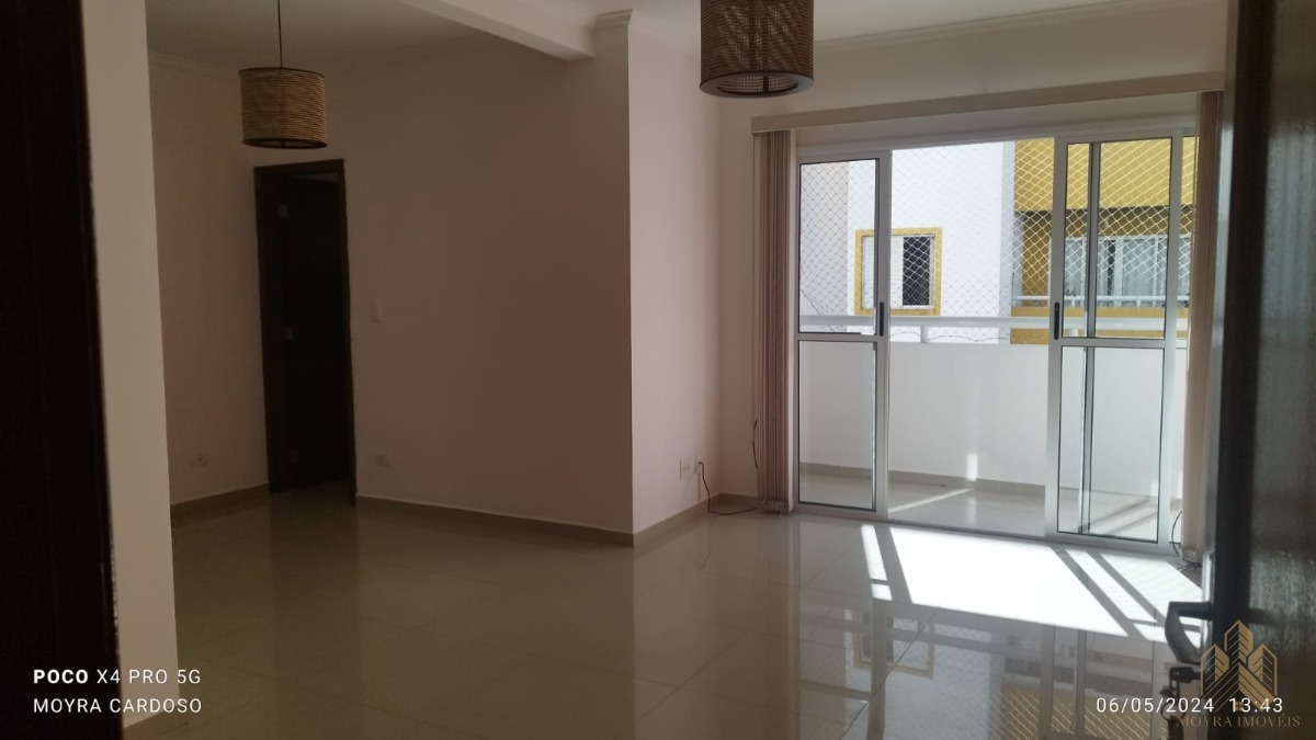 Apartamento à venda com 3 quartos, 60m² - Foto 2