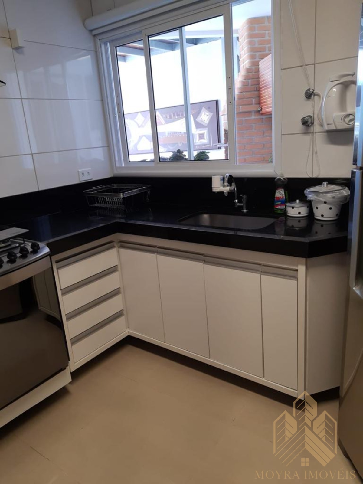 Apartamento à venda com 3 quartos, 137m² - Foto 4